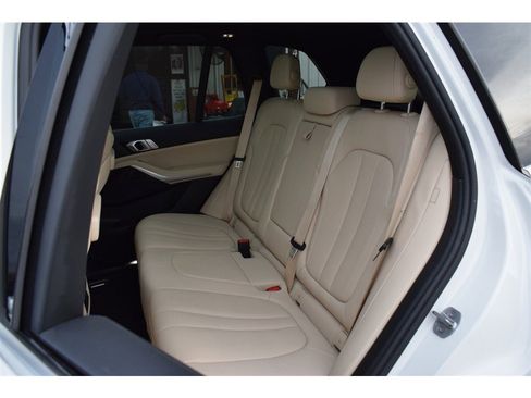 Used 2020 BMW X5 xDrive40i w/ Premium Package image 23
