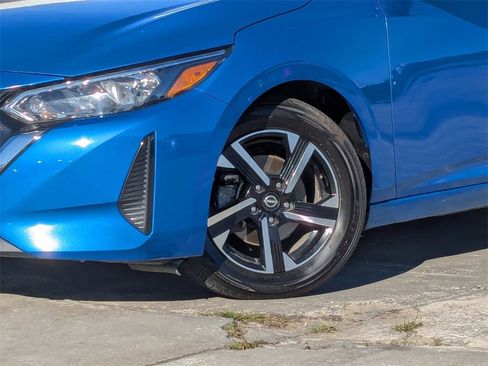 Used 2024 Nissan Sentra SV image 32