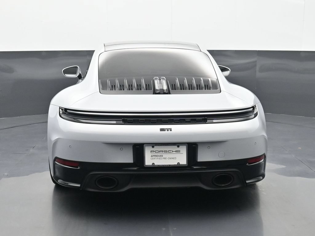 Certified 2025 Porsche 911 Carrera RWD image 17