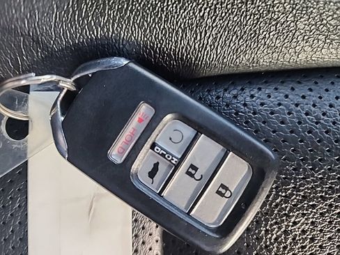 Used 2023 Honda Passport EX-L image 31