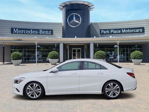 Used 2019 Mercedes-Benz CLA 250 image 3