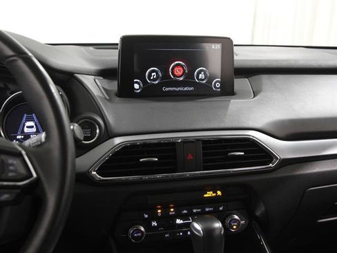 Used 2019 MAZDA CX-9 Touring w/ Touring Premium Package image 9