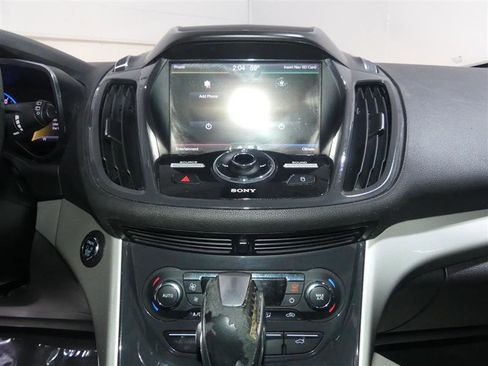 Used 2015 Ford C-MAX SEL w/ Equipment Group 302A image 35