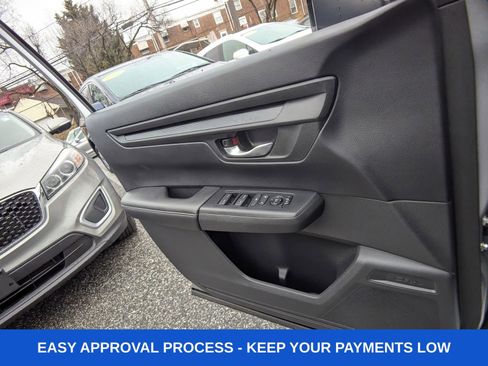 Used 2024 Honda CR-V LX image 32