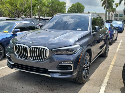 Used 2021 BMW X5 sDrive40i w/ Premium Package RWD image 3