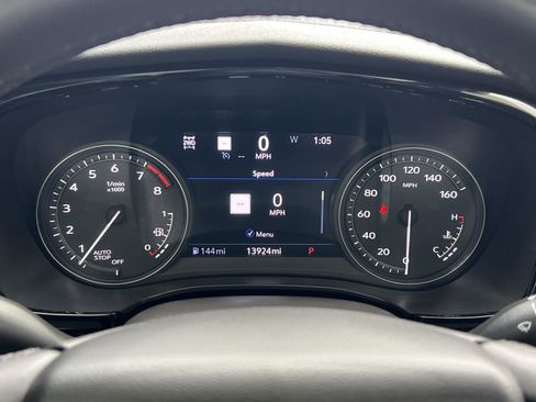 Used 2024 Cadillac XT6 Sport w/ Technology Package image 24