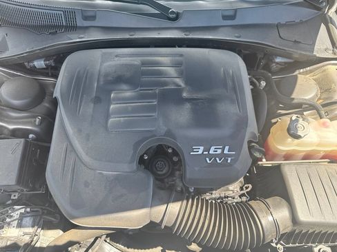 Used 2023 Dodge Charger SXT w/ Blacktop Package AWD/4WD image 47