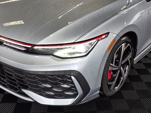New 2026 Volkswagen GTI SE image 10