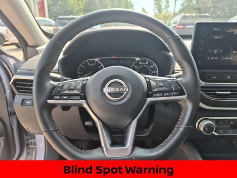 Certified 2023 Nissan Altima 2.5 SR w/ SR Premium Package AWD/4WD image 16