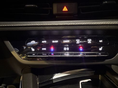 Certified 2022 Buick Envision Preferred image 23