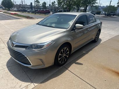Used 2017 Toyota Avalon XLE
