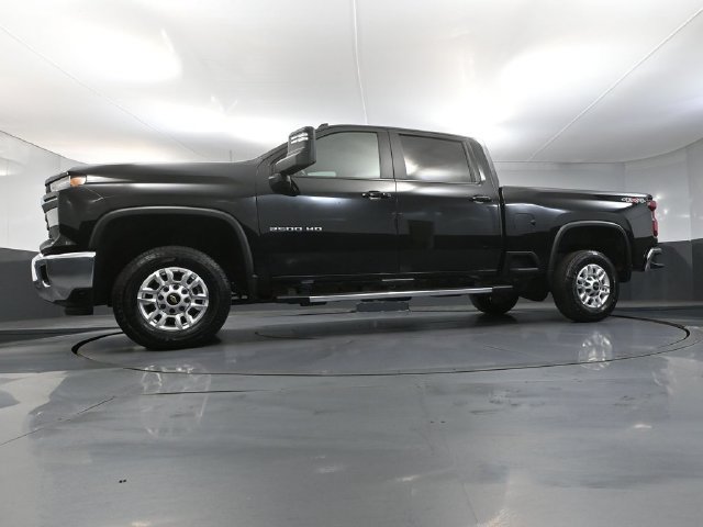 Used 2025 Chevrolet Silverado 2500 LT w/ Convenience Package AWD/4WD image 43