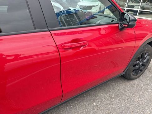 Used 2024 Honda HR-V Sport image 10