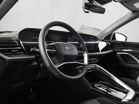 New 2025 Audi Q5 Premium image 10
