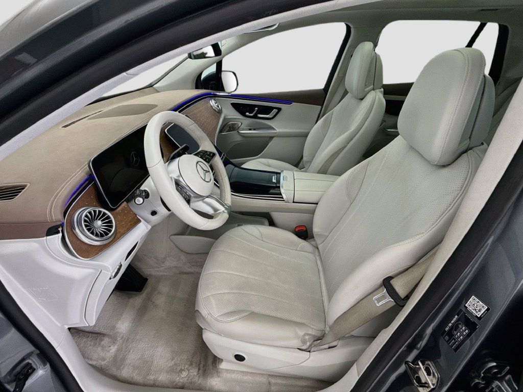 Certified 2023 Mercedes-Benz EQE 350+ SUV image 18