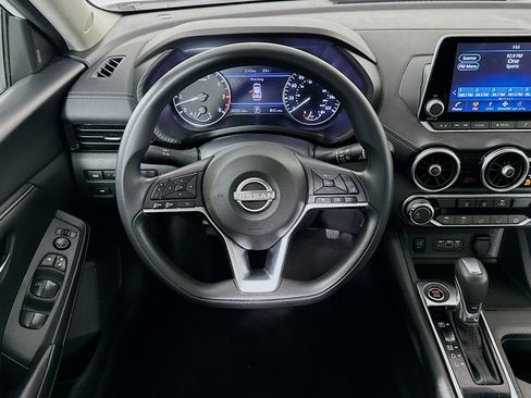 Used 2024 Nissan Sentra SV image 17