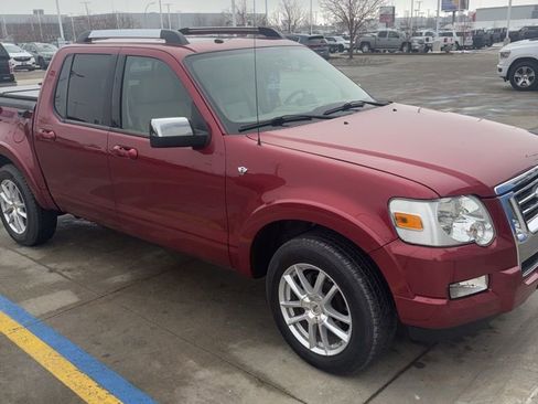 Used 2008 Ford Explorer Sport Trac Limited image 2