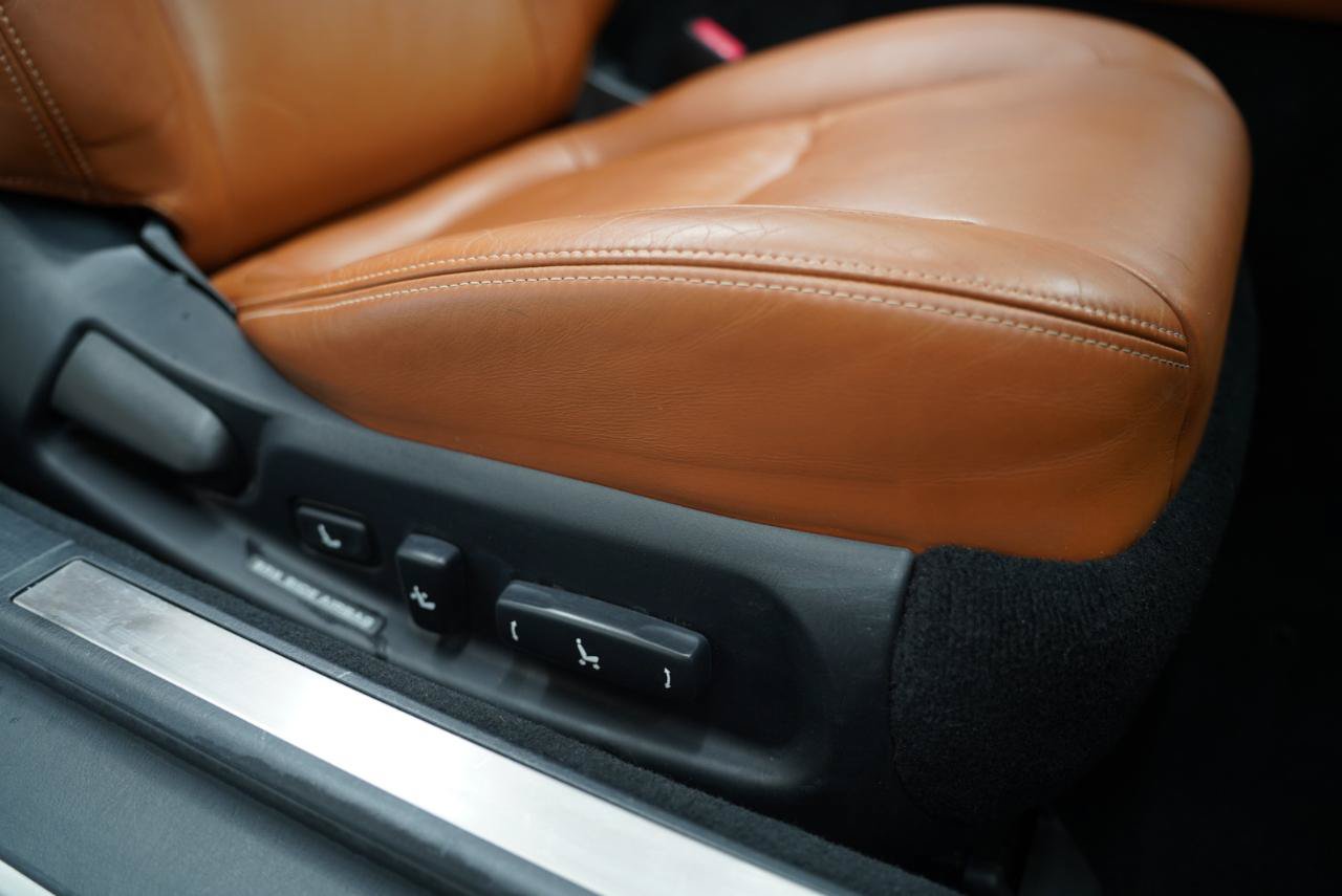 Used 2002 Lexus SC 430 Convertible RWD image 32