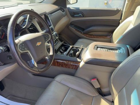 Used 2016 Chevrolet Suburban LTZ image 9