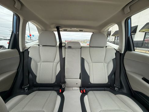 Used 2022 Subaru Forester Premium image 38