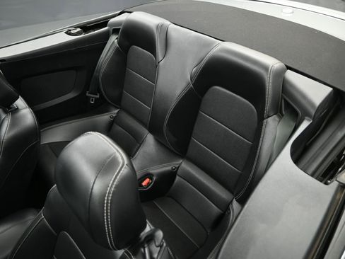 Certified 2023 Ford Mustang Premium image 18