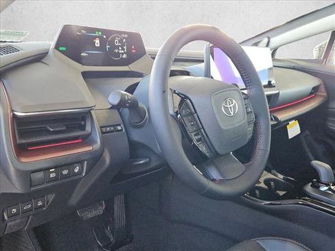 New 2026 Toyota Prius Plug-In Hybrid FWD image 3