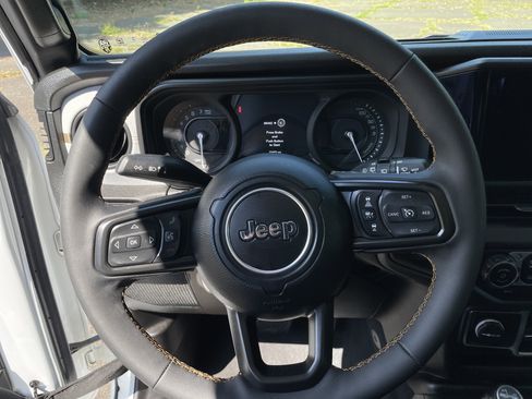 Used 2024 Jeep Wrangler Sport S w/ Convenience Group image 31