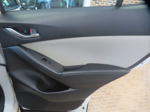 Used 2016 MAZDA CX-5 Sport FWD image 21