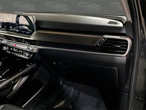 Used 2024 Kia Telluride S image 32