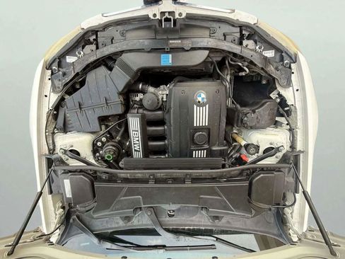 Used 2010 BMW 328i Sedan image 31