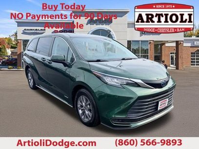 Used 2021 Toyota Sienna LE