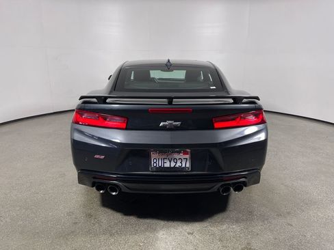 Used 2017 Chevrolet Camaro SS RWD image 4