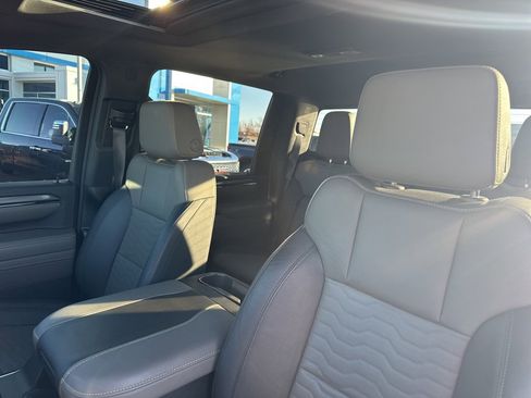 Certified 2024 Chevrolet Silverado 2500 ZR2 w/ Technology Package image 14