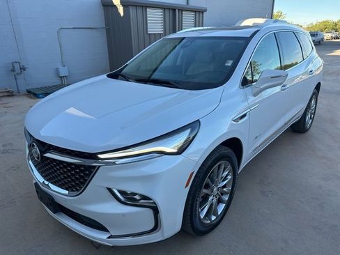 Used 2022 Buick Enclave Avenir w/ Avenir Technology Package image 3