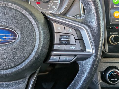 Used 2021 Subaru Impreza 2.0i Limited image 16