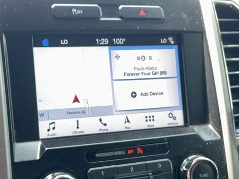Used 2017 Ford F150 Lariat RWD image 16