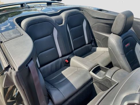 Used 2020 Chevrolet Camaro SS RWD image 26