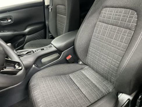 New 2026 Honda HR-V LX image 10