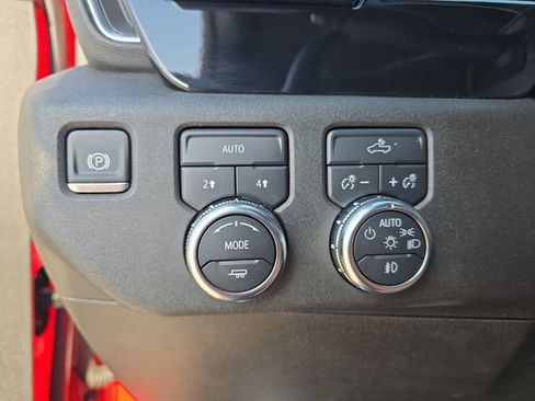 Used 2024 GMC Sierra 1500 Elevation AWD/4WD image 19