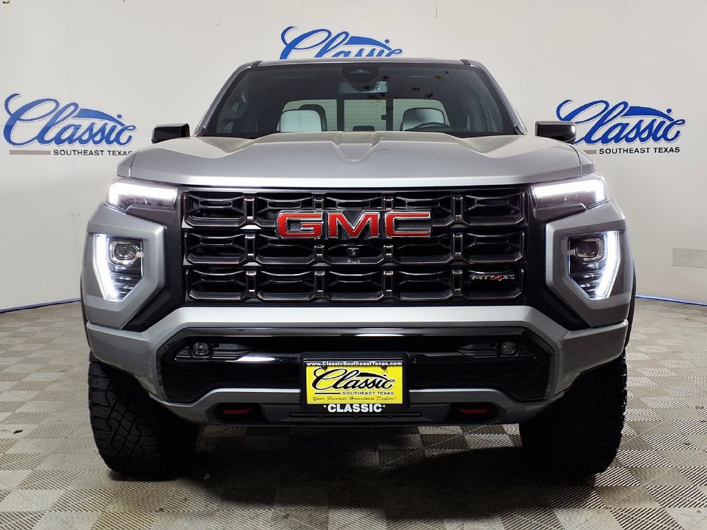 Used 2023 GMC Canyon AT4X AWD/4WD image 3