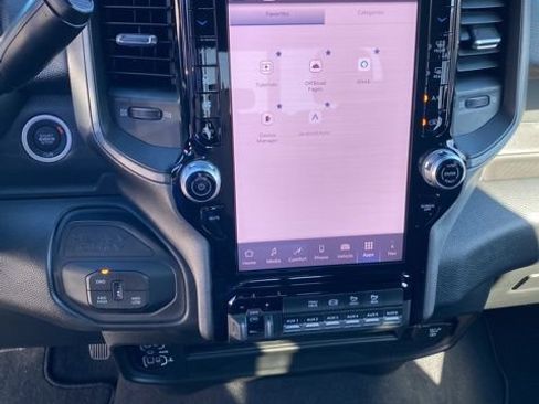 New 2026 RAM 2500 Tradesman AWD/4WD image 15