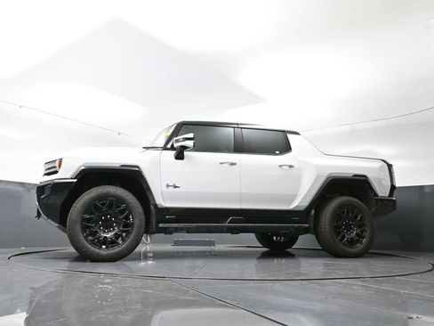 New 2025 GMC Hummer EV 2X image 50