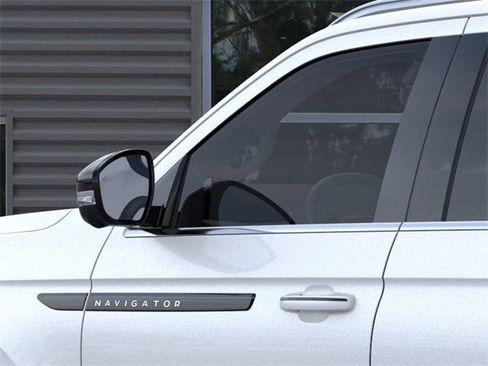 New 2025 Lincoln Navigator L Black Label image 20