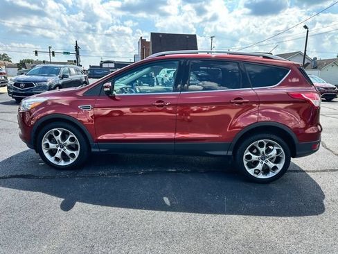 Used 2015 Ford Escape Titanium w/ Equipment Group 301A AWD/4WD image 4