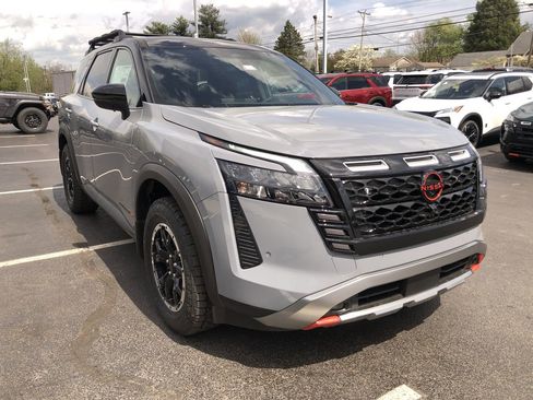 New 2026 Nissan Pathfinder Rock Creek w/ Rock Creek Premium Package AWD/4WD image 15