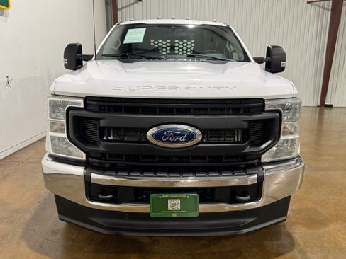 Used 2022 Ford F350 XL w/ Power Equipment Group image 2