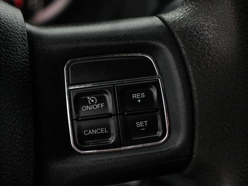 Used 2015 RAM 2500 Tradesman w/ Chrome Appearance Group image 17