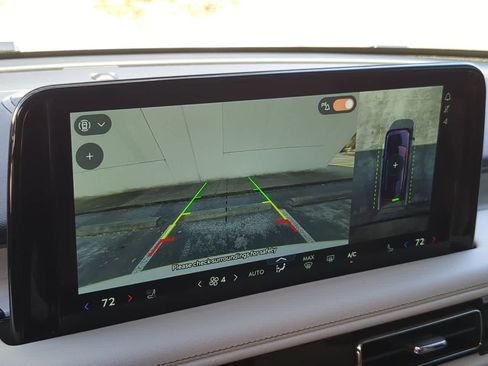 Used 2025 Lincoln Aviator Reserve w/ Luxury Package image 31