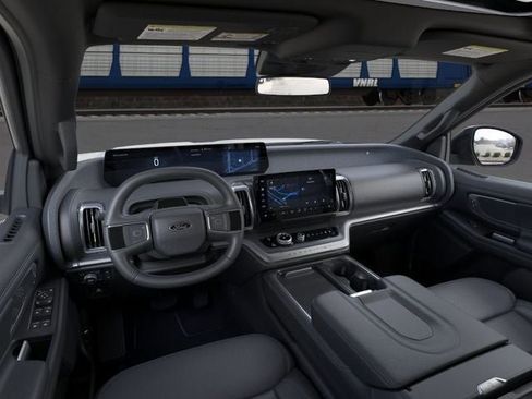 New 2026 Ford Expedition Max Platinum AWD/4WD image 9