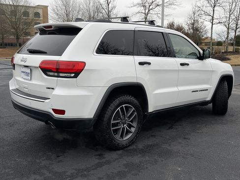 Used 2019 Jeep Grand Cherokee Limited w/ Luxury Group II image 9